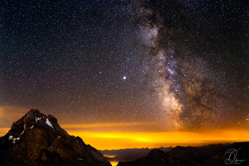 Astrophotography Nightscape Aude Nowak Odysseys Dream Photographie de paysages nocturnes Art Décoration Intérieur Montagnes, Alpes, le Mont Viso sous la Voie lactée