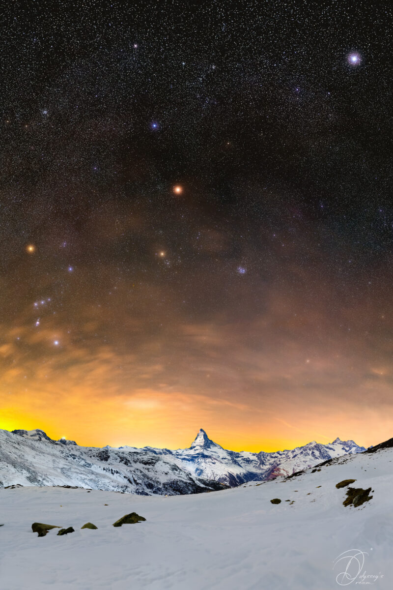 Astrophotography Nightscape Aude Nowak Odysseys Dream Photographie de paysages nocturnes Art Décoration Intérieur Montagnes, Alpes, Zermatt, Le Mont Cervin en hiver sous Mars Orion