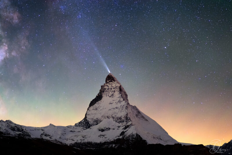 Zermatt Cervin Matterhorn Suisse Comète Tsuchinshan-Atlas Astrophotography Nightscape Photographie de paysages nocturnes Aude Nowak Odyssey's Dream Art Décoration Intérieur Montagnes, Alpes