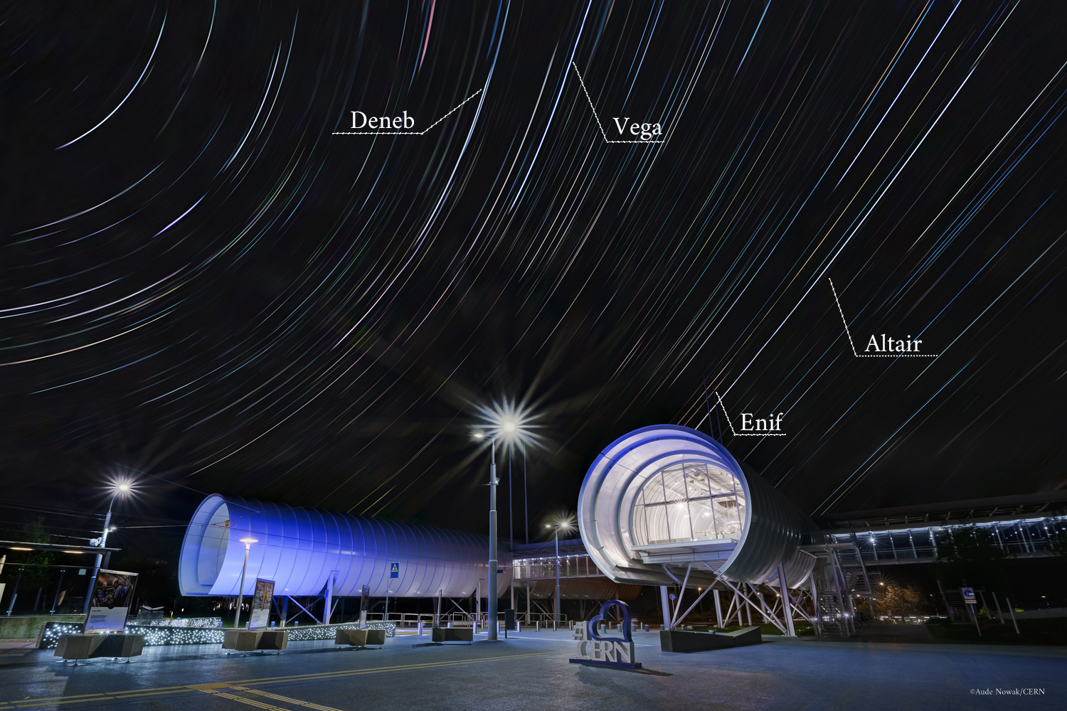 Star trail Science Gateway CERN, Aude nowak avec etoiles copy